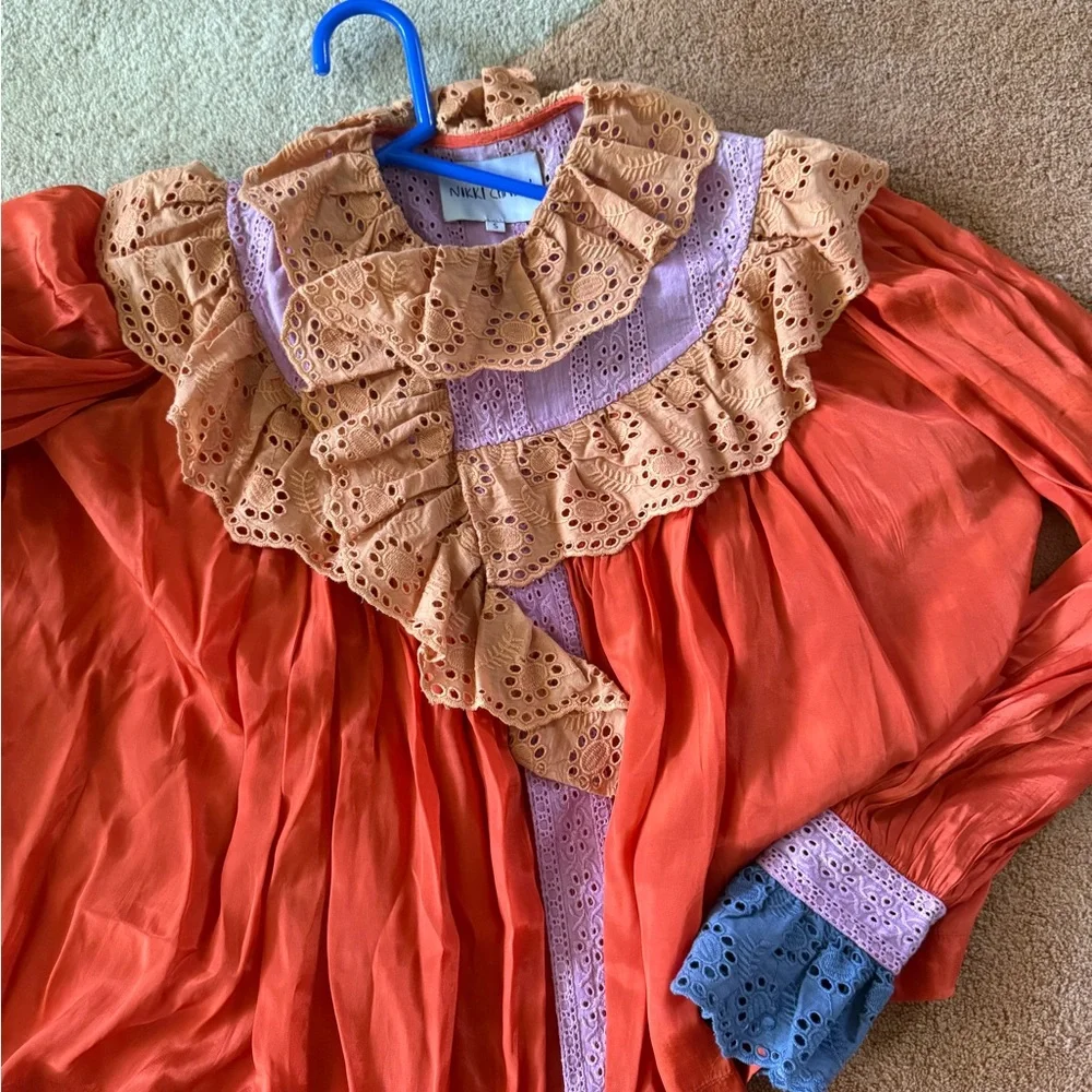 Colorful Ruffled Blouse - Picture 4 of 7